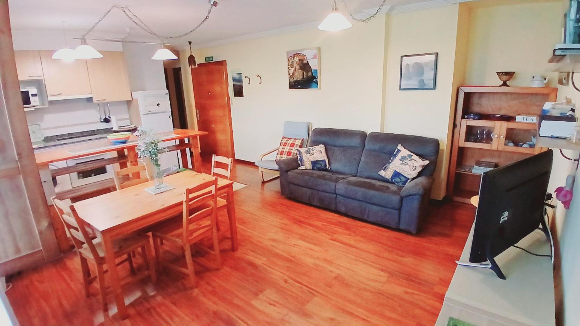 Acogedor Bajo Con Terraza Y Vistas Lägenhet Nueva De Llanes Exteriör bild